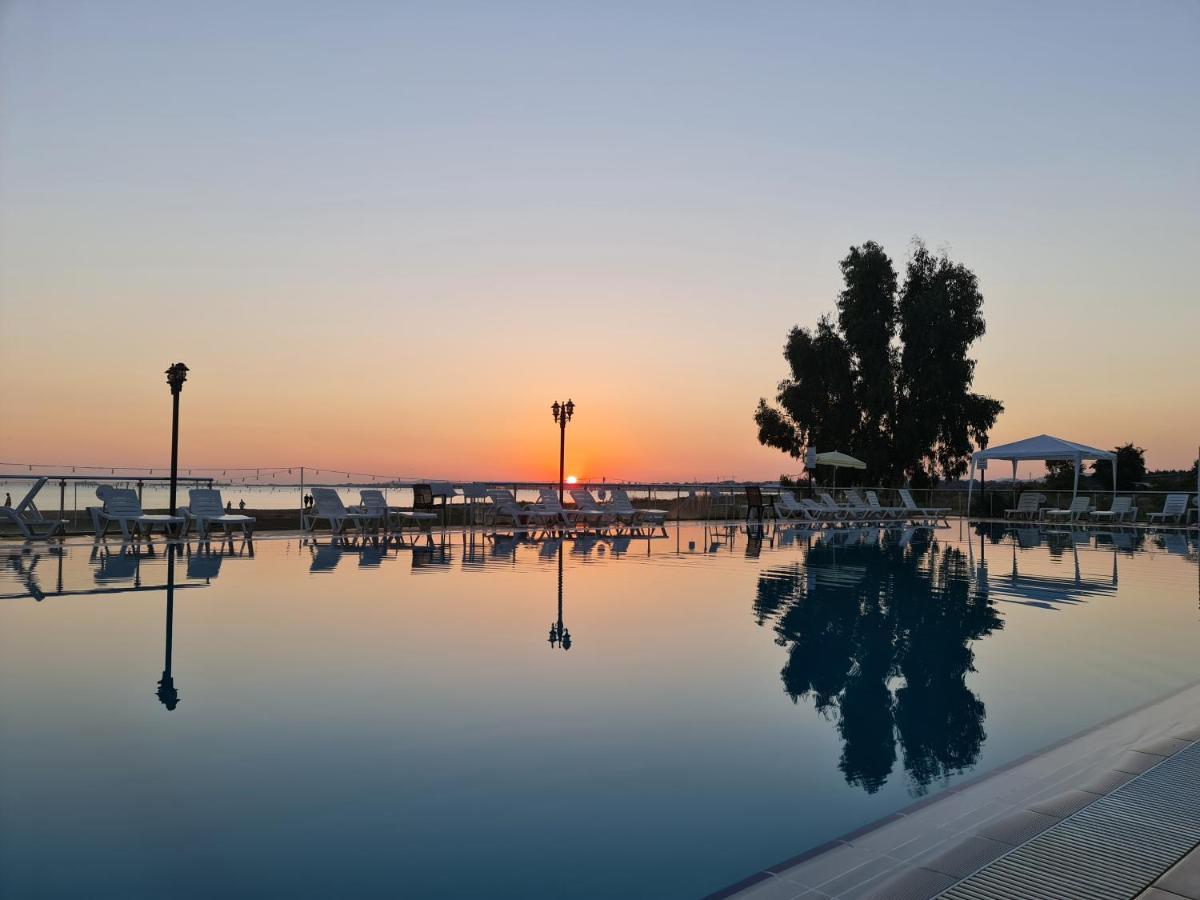 Sporkoey Hotel & Beach Club Darica  Ngoại thất bức ảnh