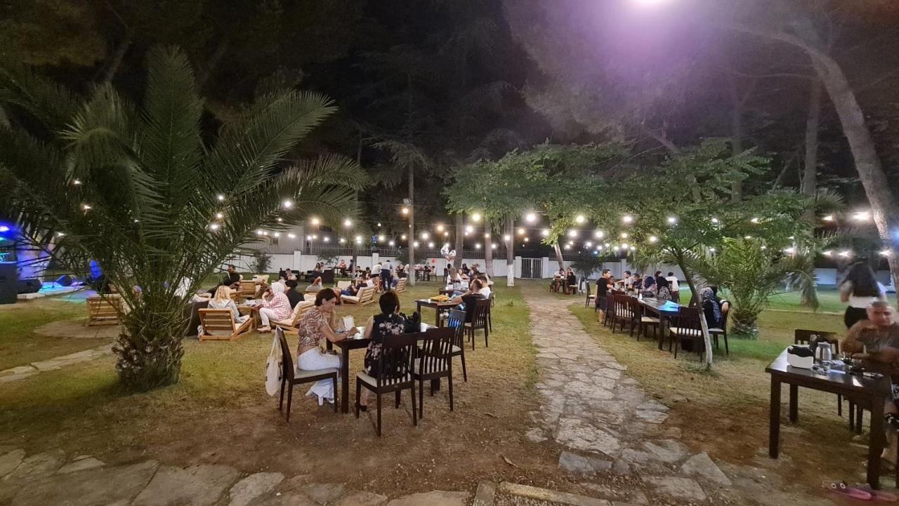 Sporkoey Hotel & Beach Club Darica  Ngoại thất bức ảnh
