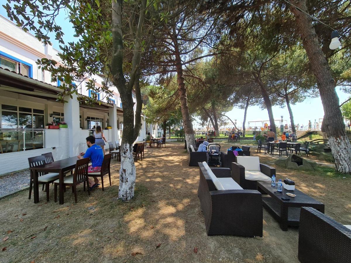 Sporkoey Hotel & Beach Club Darica  Ngoại thất bức ảnh