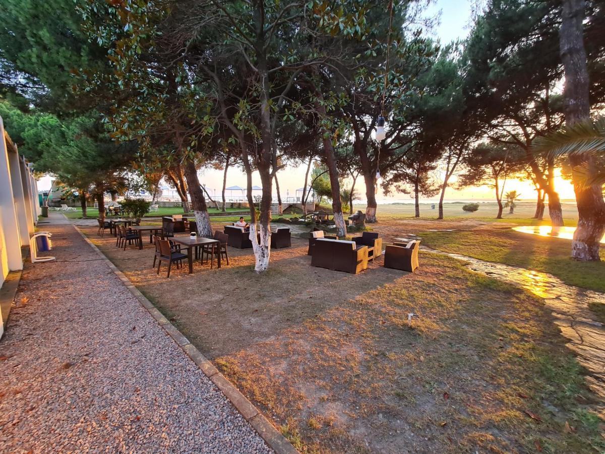 Sporkoey Hotel & Beach Club Darica  Ngoại thất bức ảnh