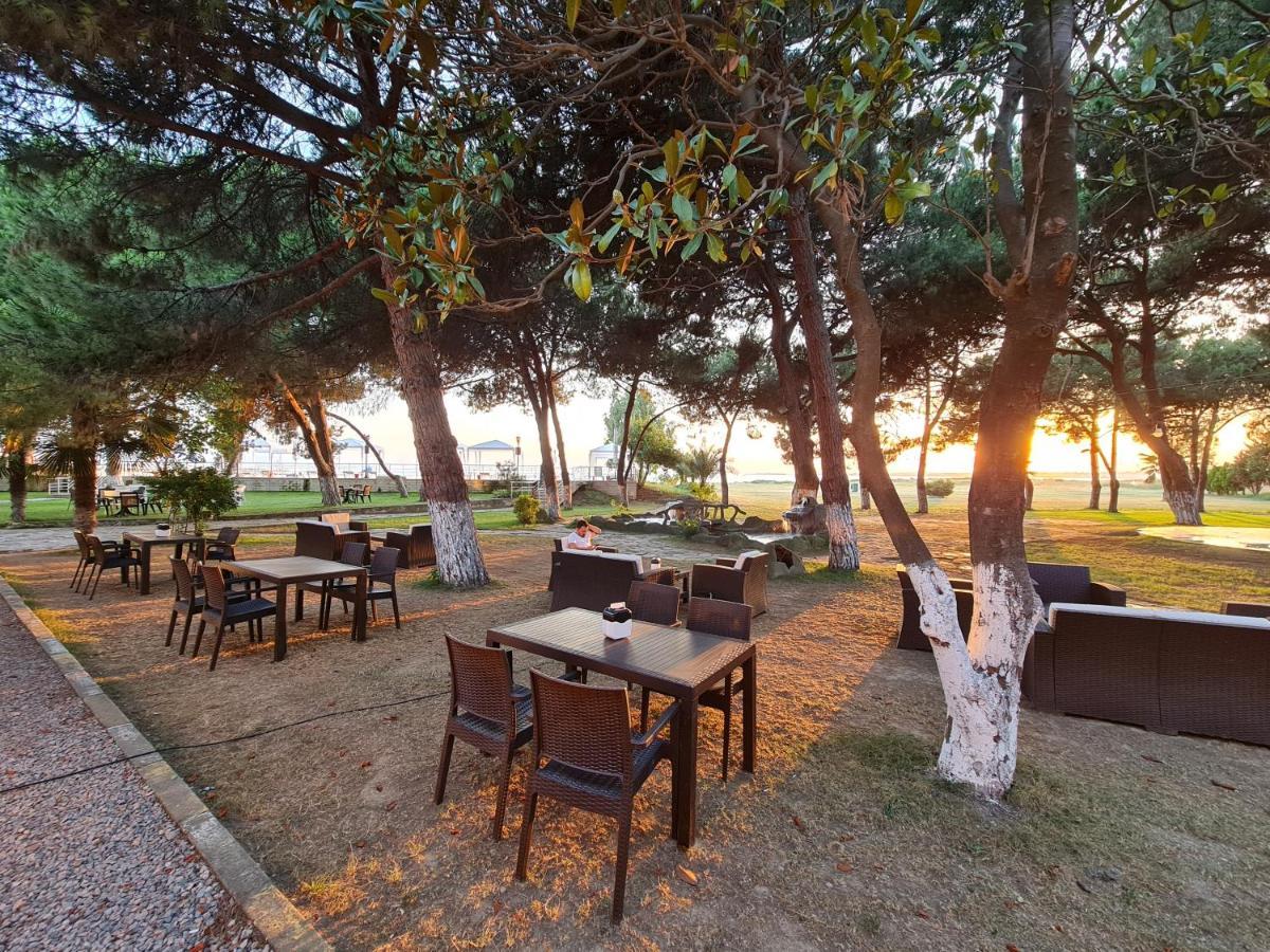 Sporkoey Hotel & Beach Club Darica  Ngoại thất bức ảnh
